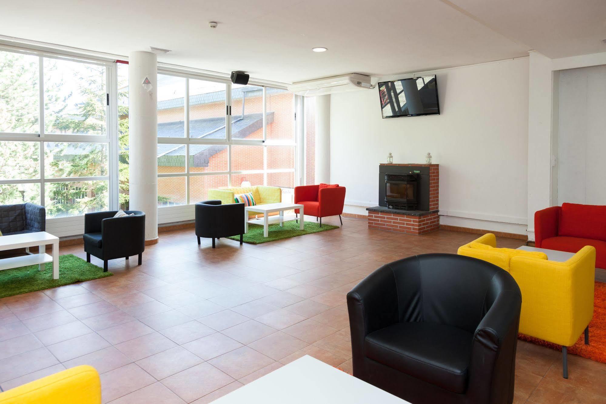 Residencia Albergue Χάκα Εξωτερικό φωτογραφία